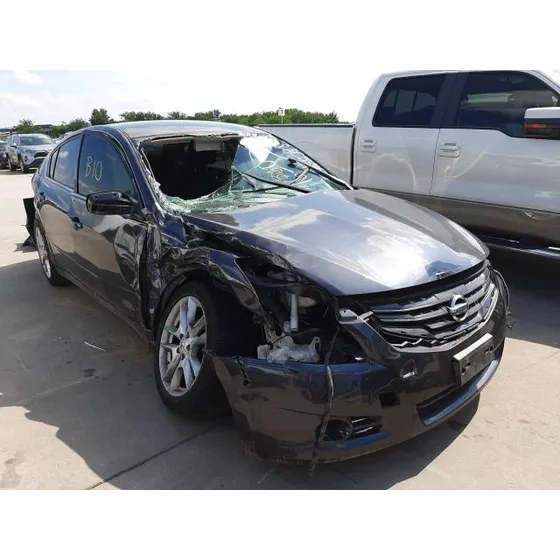 Nissan Altima  2012 Se Vende Solamente En Partes
