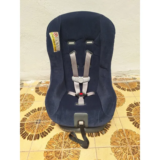 Silla Portabebé Para Carro Marca Cosco Usada