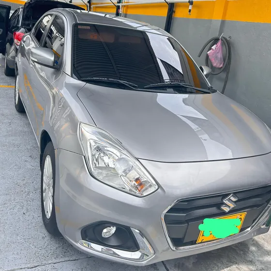 Suzuki Swift 2023 1.2 Dzire