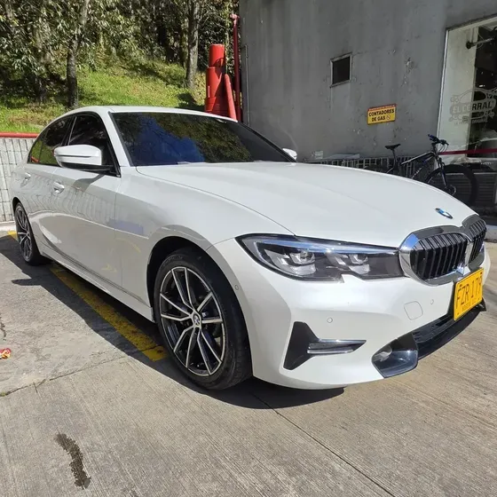 BMW Serie 3 2020 Bmw Serie 3 330i G20 Sportline At 2.0