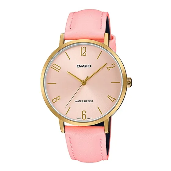 Reloj de pulsera Casio Dress LTP-VT01GL-4B de cuerpo color dorado, analógico, para mujer, fondo rosa, con correa de cuero color rosa, agujas color dorado, dial dorado, bisel color dorado