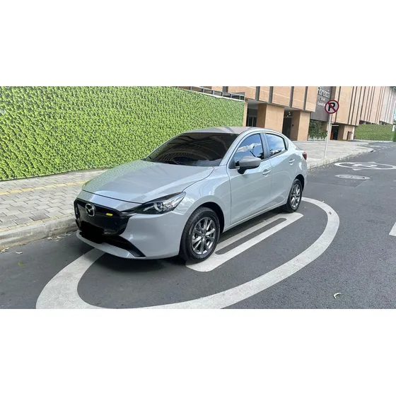 Mazda 2 Sport 1.5 Touring At