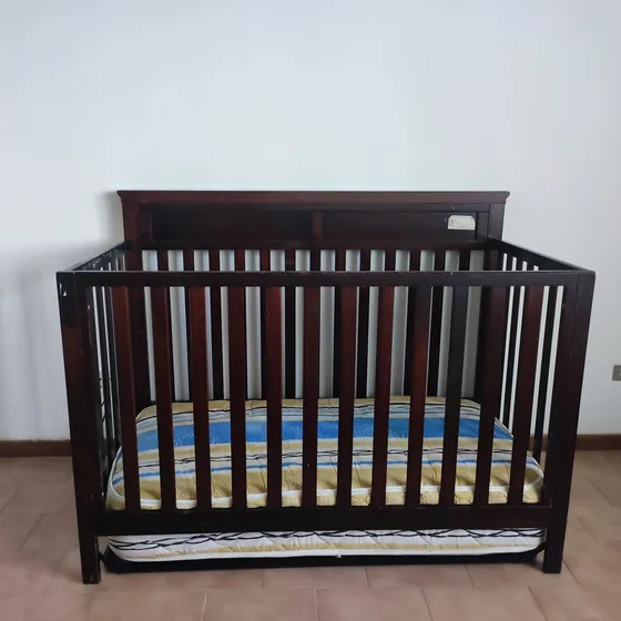 Cuna Summer Para Bebe Usada Con Colchón Y Accesorios