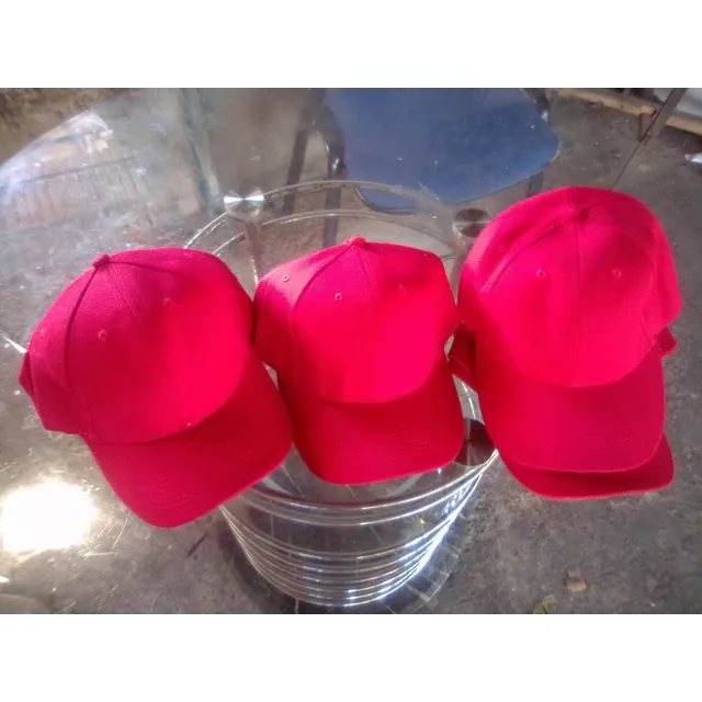 Gorras Rojas Nuevas Buena Calidad
