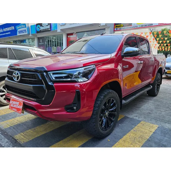 Toyota Hilux 2.4cc Diesel 4x4 At