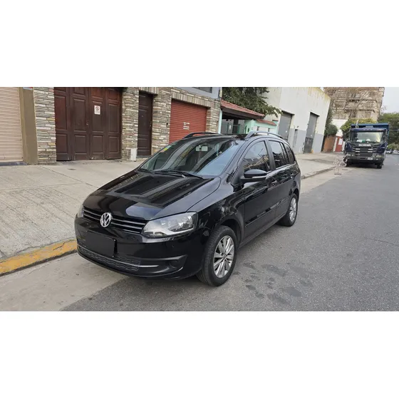 Volkswagen Suran 1.6 Trendline 11b