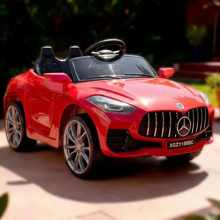 Carrinho Elétrico Infantil Com Controle Remoto Mercedes Amg Cor Vermelho Voltagem do carregador
