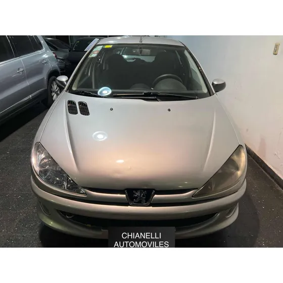 Peugeot 206 1.6 Xr Premium