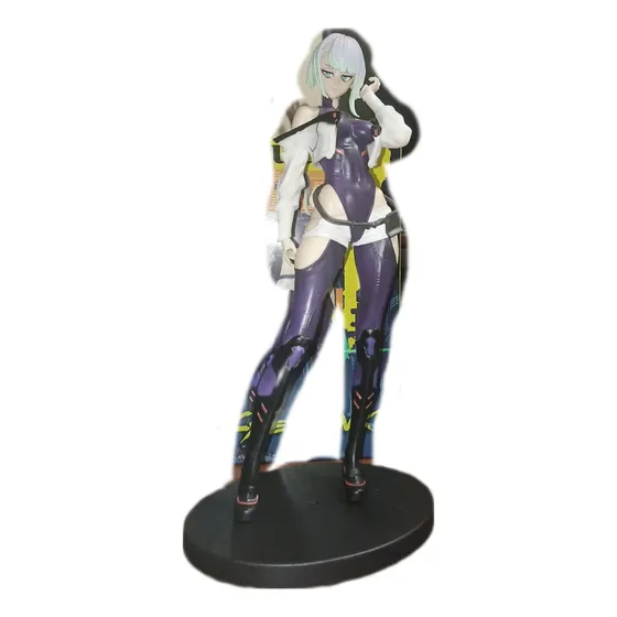 Figura Lucy Cyberpunk Edgerunners