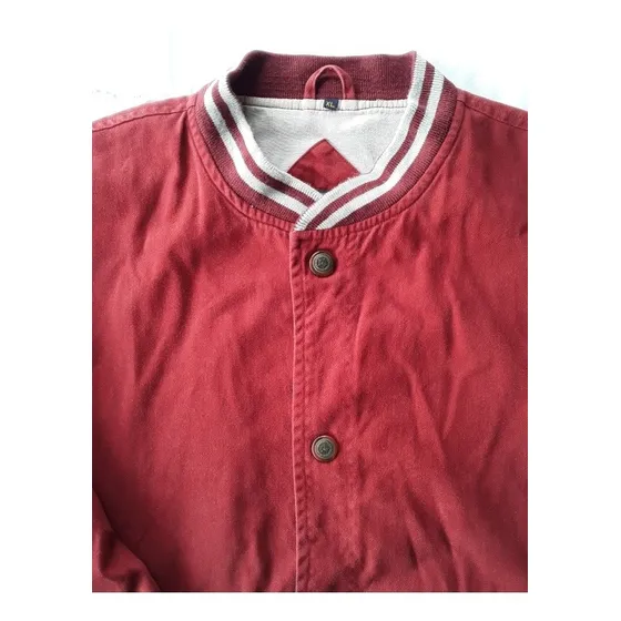 Chaqueta Tipo Universitario, Rojo. Cc.