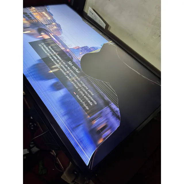 Smart Tv De 43  Lg Ai Thinq 43um7300 Display Roto