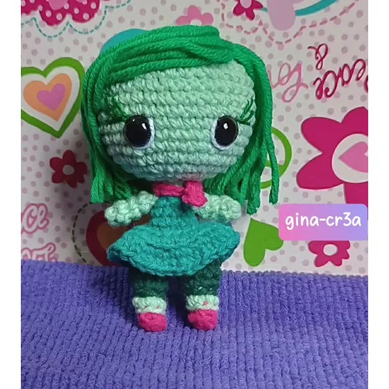 Desagrado Intensamente. Muñequita Amigurumi Tejido Crochet