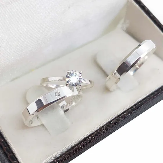 Alianças De Namoro Prata 950 Fina Com Pedra Zirconia Barata