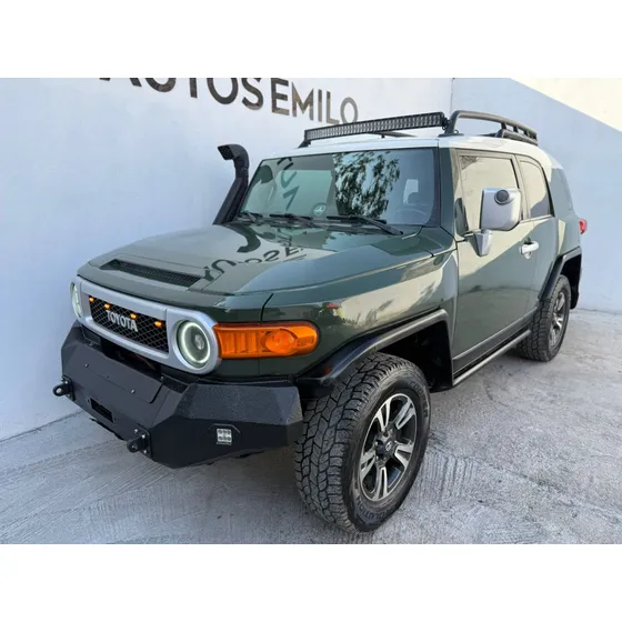 Toyota Fj Cruiser 3p Premium Aa Ee Ra Abs 4x4 At