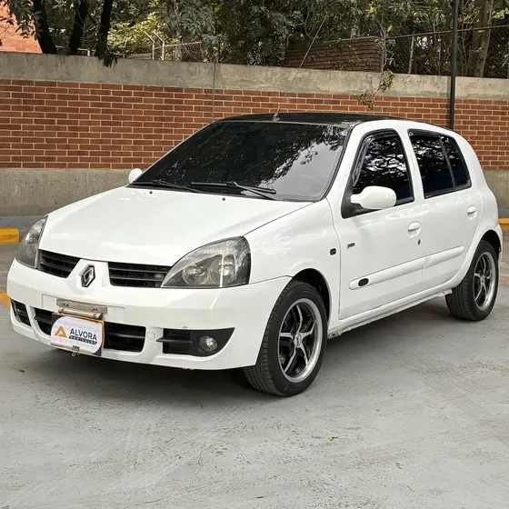 Renault Clio Ii 2013 1.2 Campus