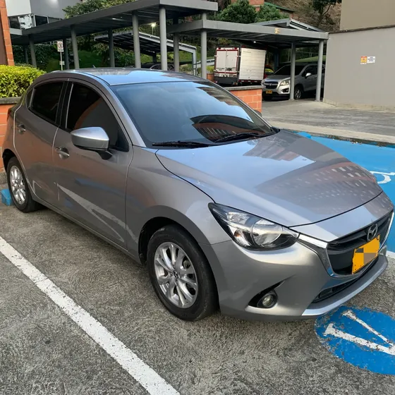 Mazda 2 2016 1.5 Touring