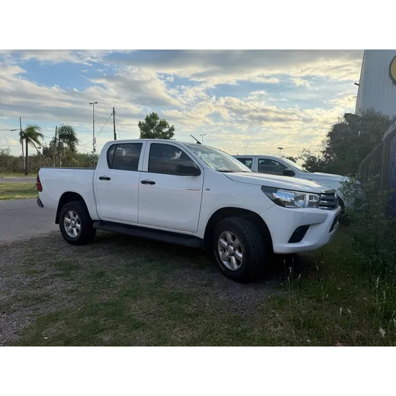 Toyota Hilux Pick-up 2.4 Cd Dx 150cv 4x2