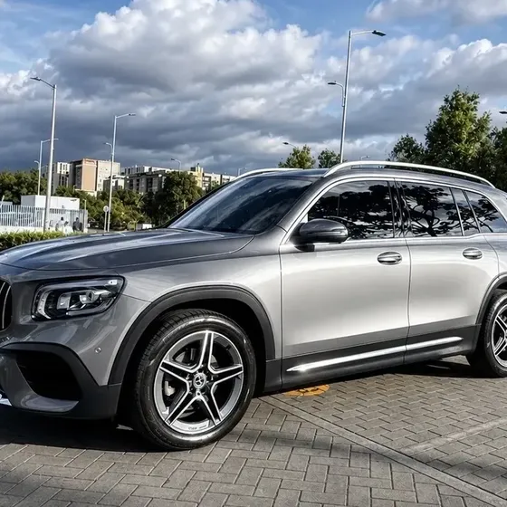 Mercedes-Benz Clase Glb 2023 1.3 Glb 200 Amg