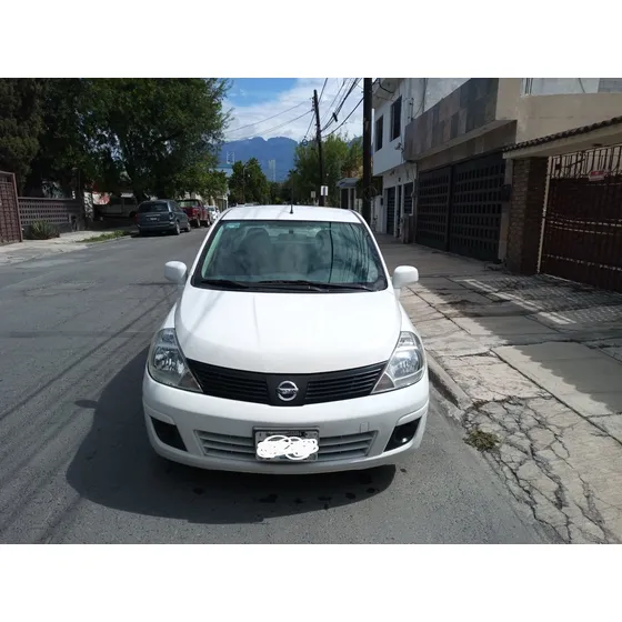 Nissan Tiida 1.8 Sense Sedan Mt