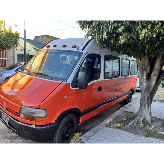 Renault Master 2.5 Larga Con Asientos 5 Filas