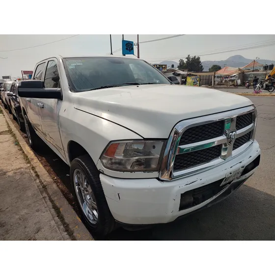 Dodge Ram 2500 5.7 Pickup Crew Cab Slt 4x2 Mt