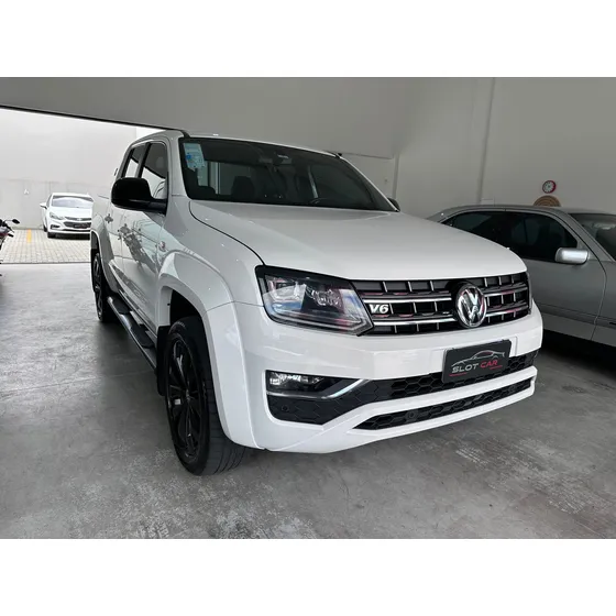 Volkswagen Amarok 3.0 Highline Extreme Cab. Dupla V6 4x4 Aut. 4p