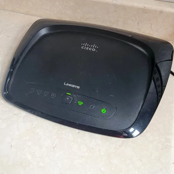 Router Wifi Linksys Cisco Wrt54g2 V1 4 Puertos Fuente Cable