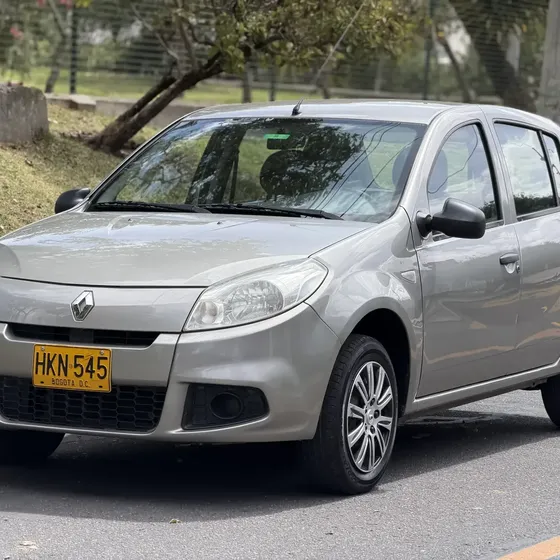 Renault Sandero 2014 1.6 Authentique Mt 8v Sa