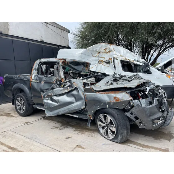 Jac Frison T8 Gasolina 2.0 2022 Por Partes