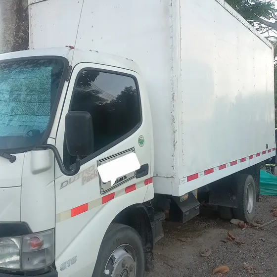 Hino 300 Dutro Pack