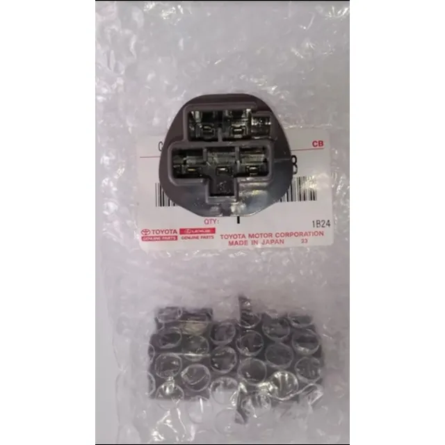 Conector Bomba Gasolina  Runner 01 - 02 Merú Tundra Original
