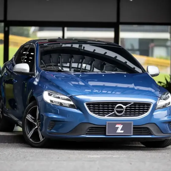 Volvo V40 2019 T4 2.0