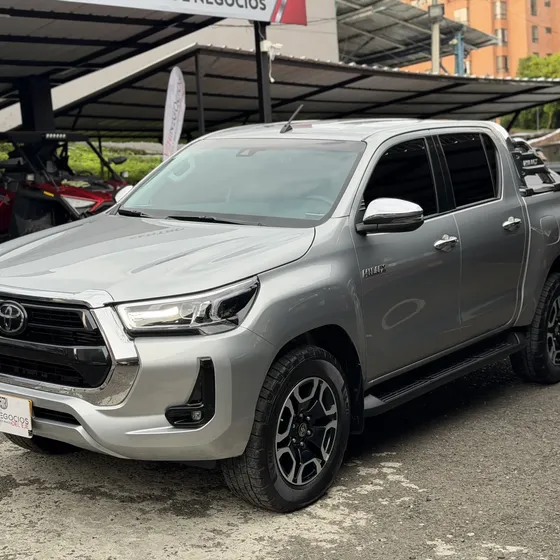 Toyota Hilux 2023 2.8