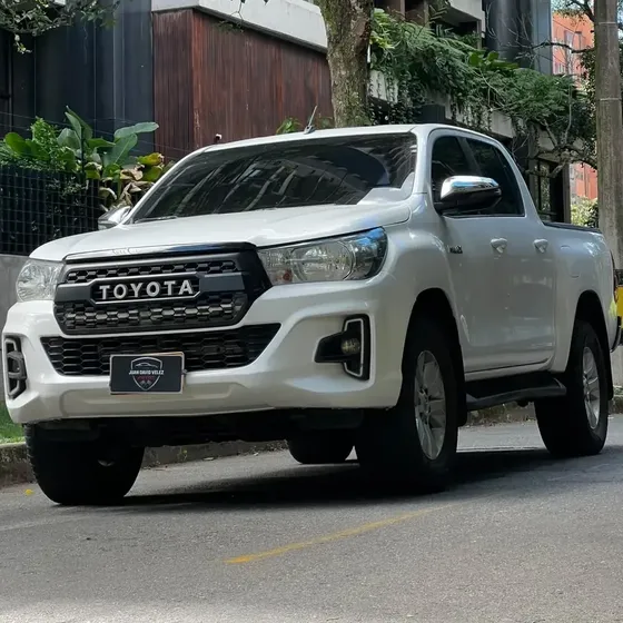 Toyota Hilux 2020 2.4l