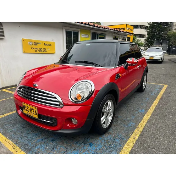 Mini Cooper R56 1.6 Coupe
