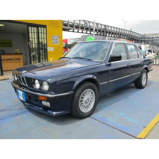 Bmw Serie 3 323i  2300cc Mt Aa