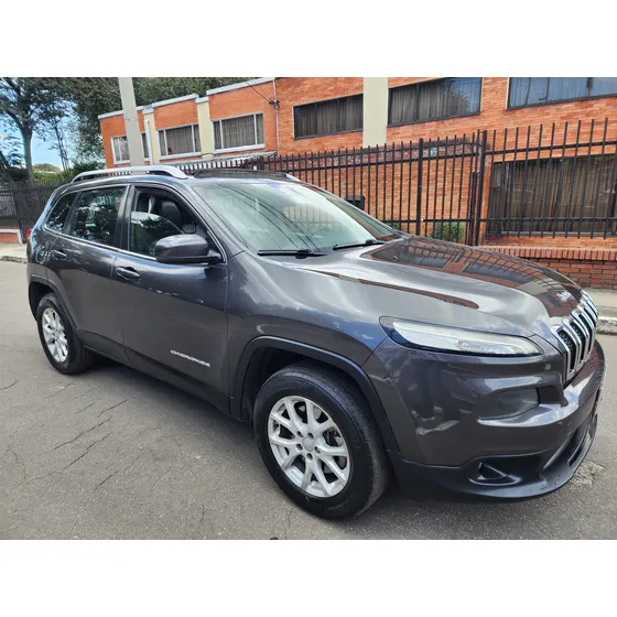 Jeep Cherokee 3.2 Longitude