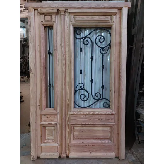 Puerta De Entrada Hoja Y Media En Pinotea