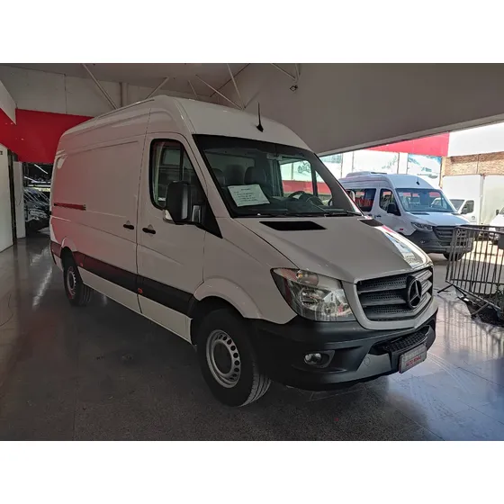 Sprinter Furgao Teto Alto Longa Com Ar Condicionado