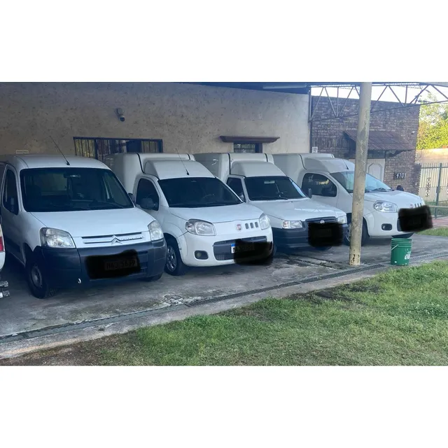 Alquiler De Camionetas Furgón / Caja Cerrada X Días O Semana