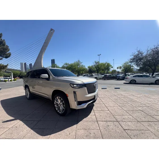 Cadillac Escalade Esv 6.2 Platinum At