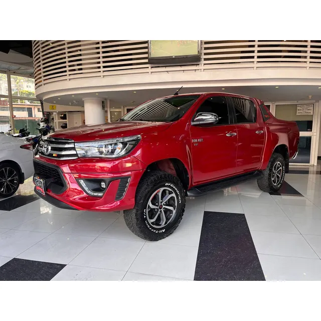 Toyota Hilux V6
