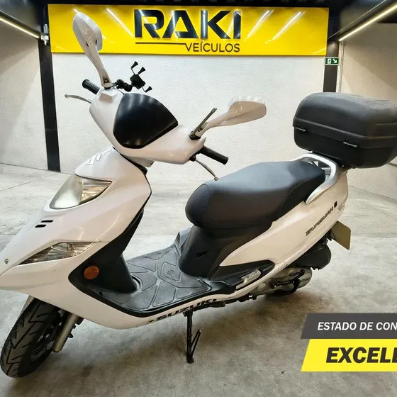 Suzuki Jta-suzukburgman I 2019