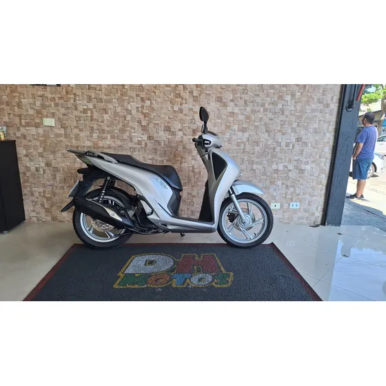 Honda Sh 150i 2017 Prata