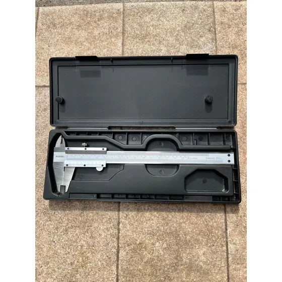 Pie Rey Metalico Nuevo Sin Uso En Su Caja