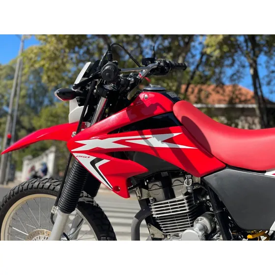 Honda Xr 250 Impecable 2023 4000 Km Centro Motos