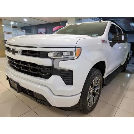 Chevrolet Cheyenne 5.3 Doble Cab Rst 4x4 At