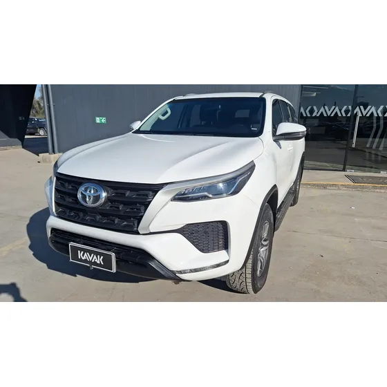 Toyota Fortuner 2.7 Auto Sr5