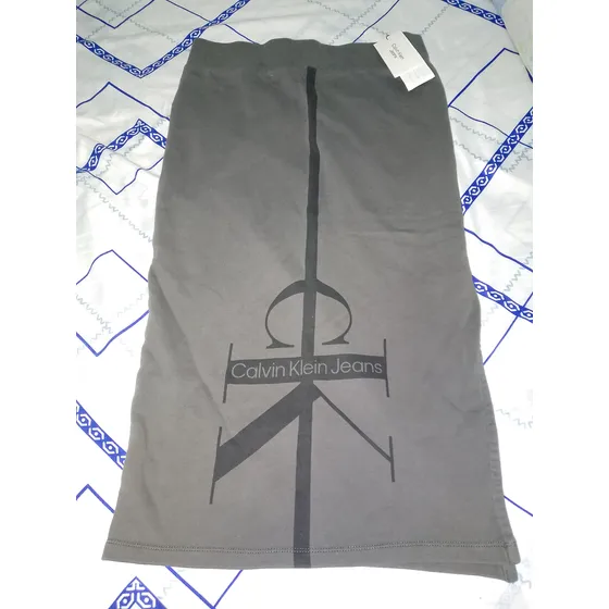 Falda Calvin Klein Original Talla M