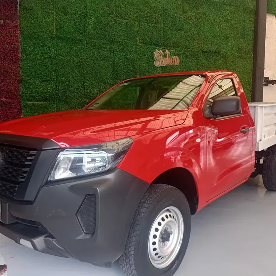 Nissan Np300 2024 2.5 Chasis Cabina Mt